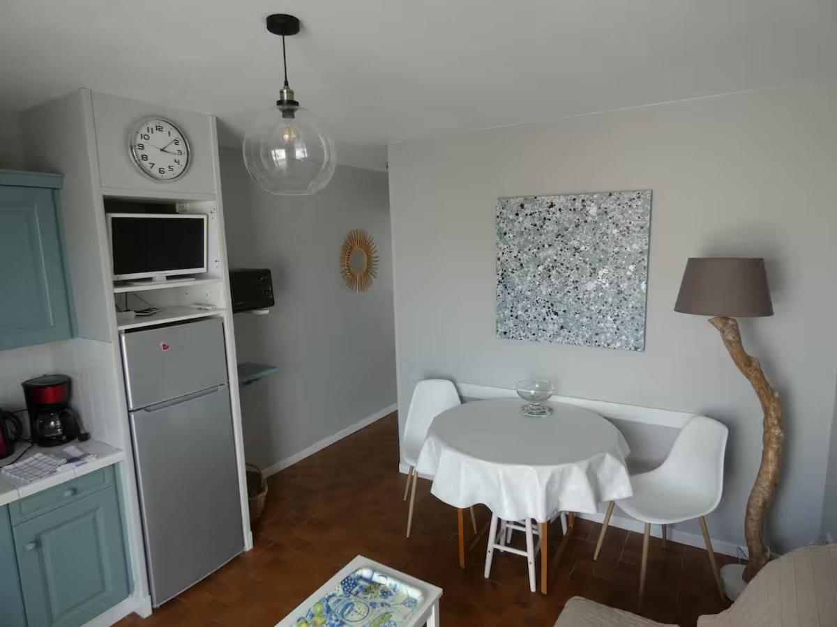 Des Apartment *